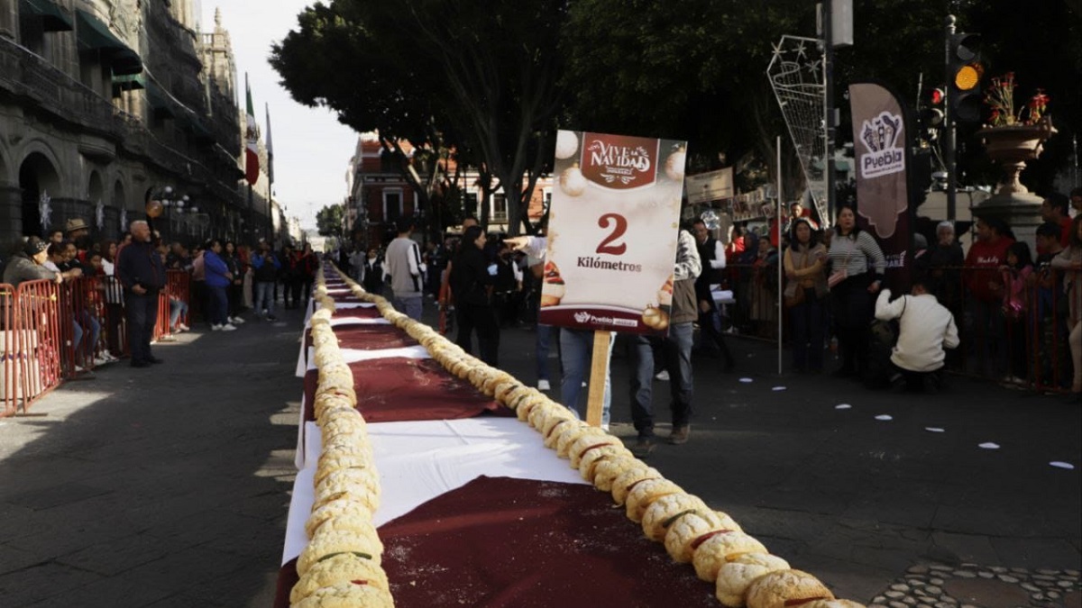 DIF Puebla Capital buscará superar récord Guinness con rosca de Reyes monumental