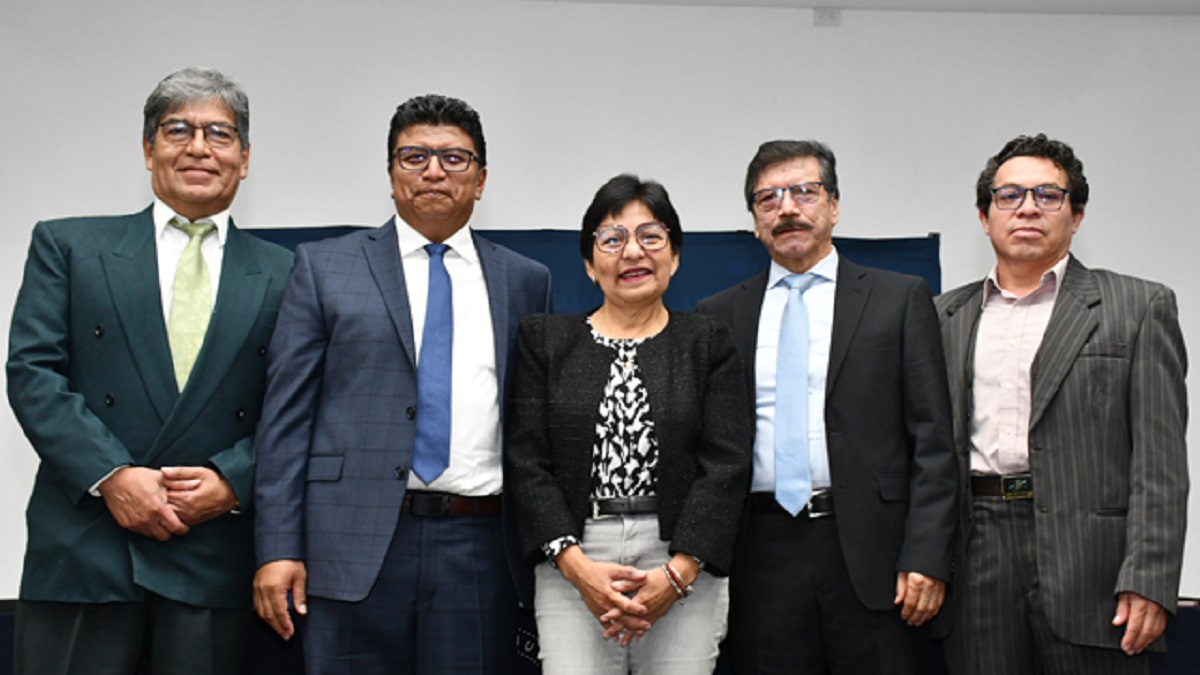 Forma BUAP profesionales competentes que orientarán el futuro del país