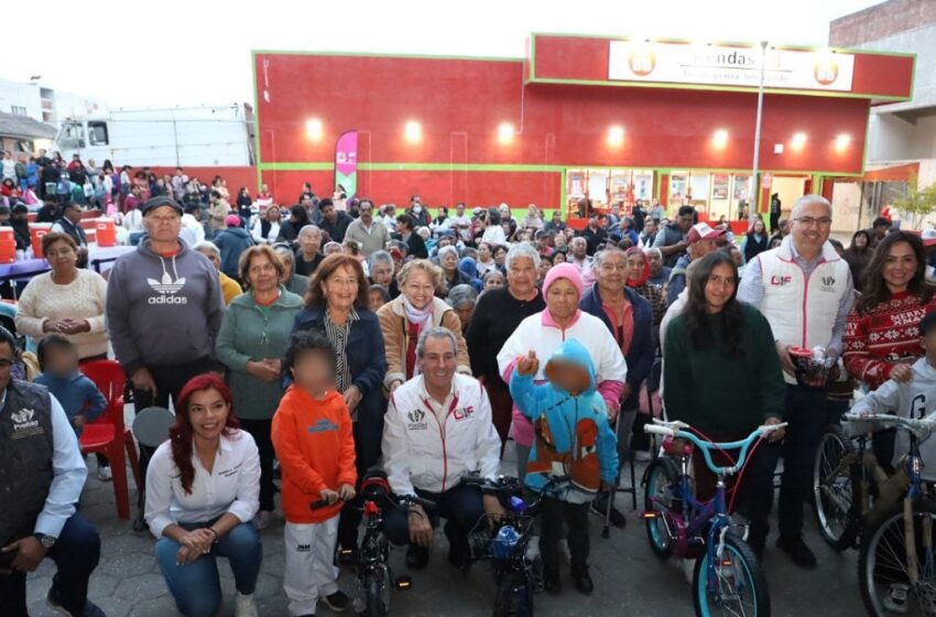  Lleva Pepe Chedraui posadas navideñas a Xilotzingo y La Margarita
