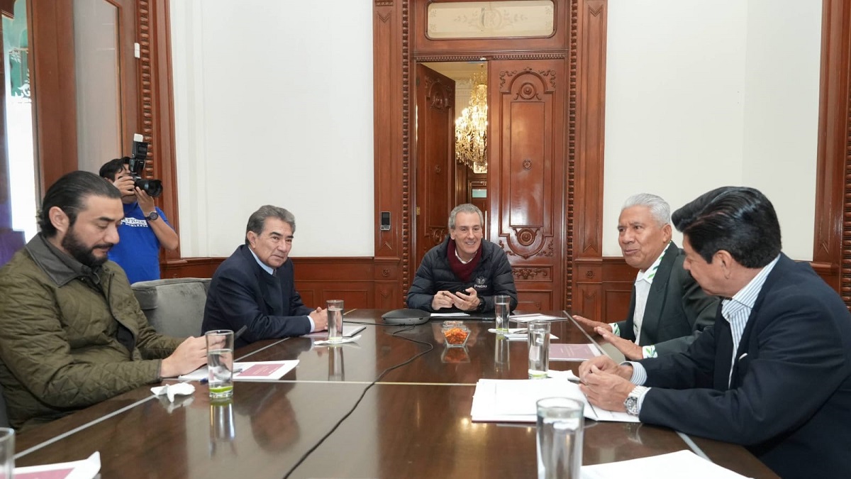 Reitera Pepe Chedraui compromiso con la educación en la capital