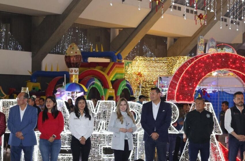  Alrededor de 300 mil personas disfrutaron del festival navideño “por amor a Puebla”