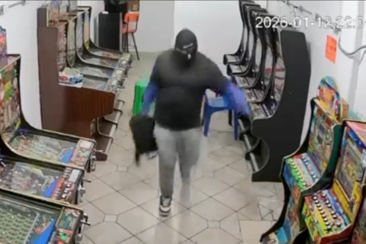 Asaltan negocio de maquinitas en Izúcar de Matamoros (+VIDEO)