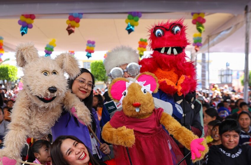  Con alegría y sensibilidad, gobierno de Puebla entrega miles de juguetes en 27 microrregiones