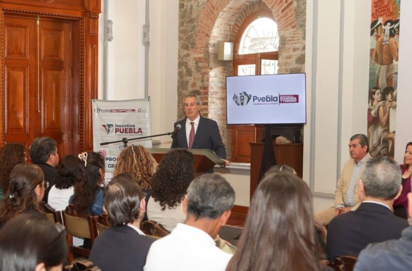  Entrega Pepe Chedraui Avisos de Apertura para impulsar nuevos negocios en Puebla