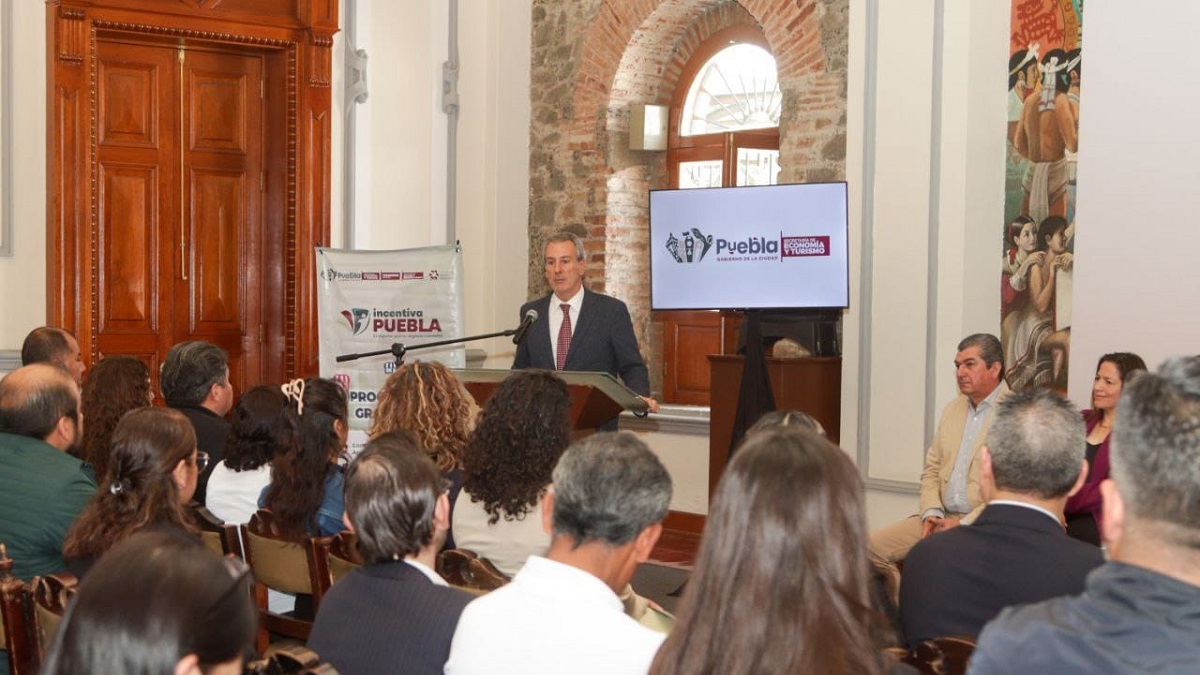 Entrega Pepe Chedraui Avisos de Apertura para impulsar nuevos negocios en Puebla