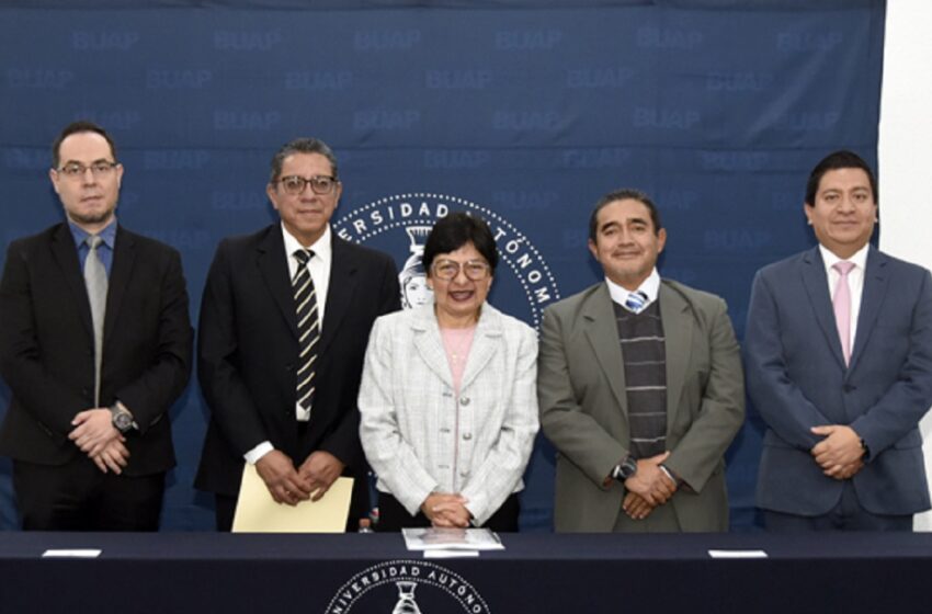  FCE-BUAP, unidad académica enfocada a la investigación