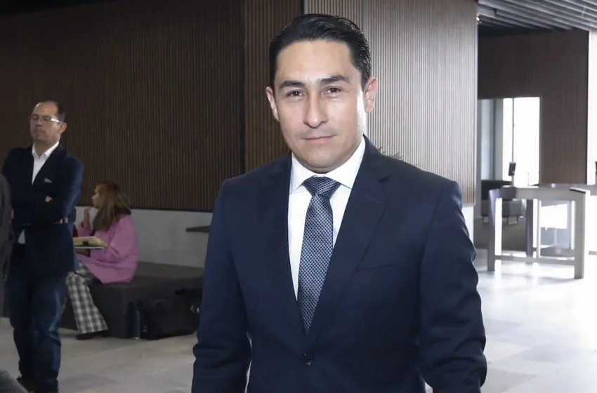  Germán Reyna es elegido nuevo auditor de Puebla; PAN vota en contra y denuncia irregularidades