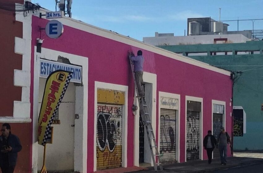  Gobierno de Pepe Chedraui invita a regularizar anuncios en el Centro Histórico