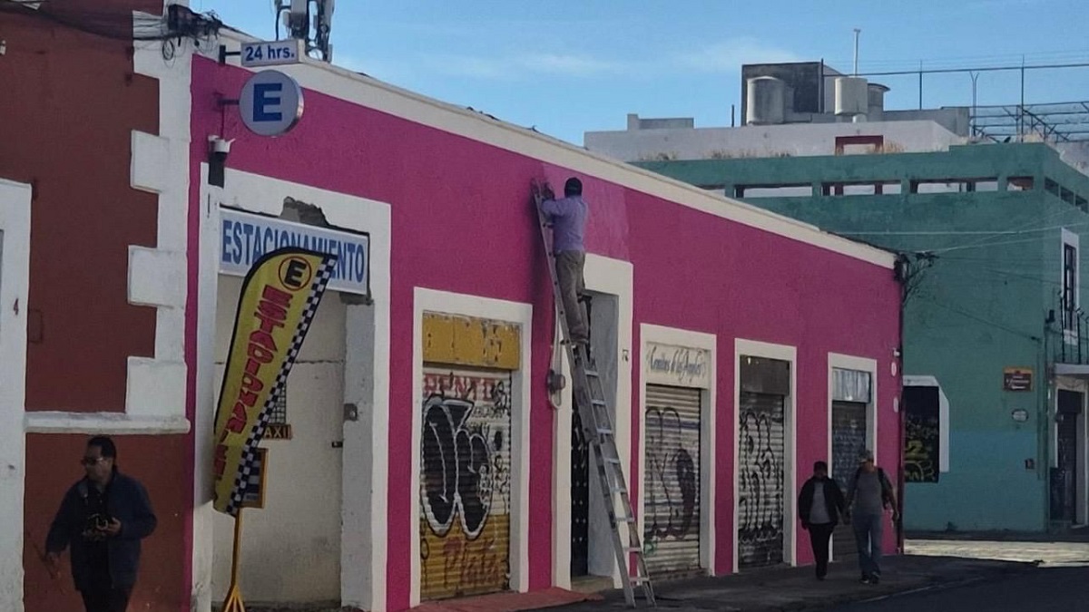 Gobierno de Pepe Chedraui invita a regularizar anuncios en el Centro Histórico