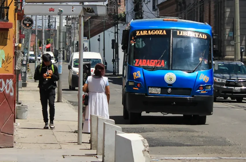  Por piratas, envían 195 unidades del transporte público de Puebla al MP