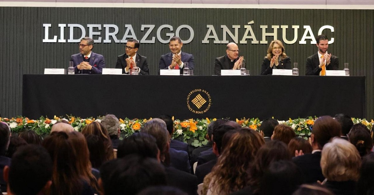 Puebla, segundo clúster educativo más importante, forma líderes con visión humanista
