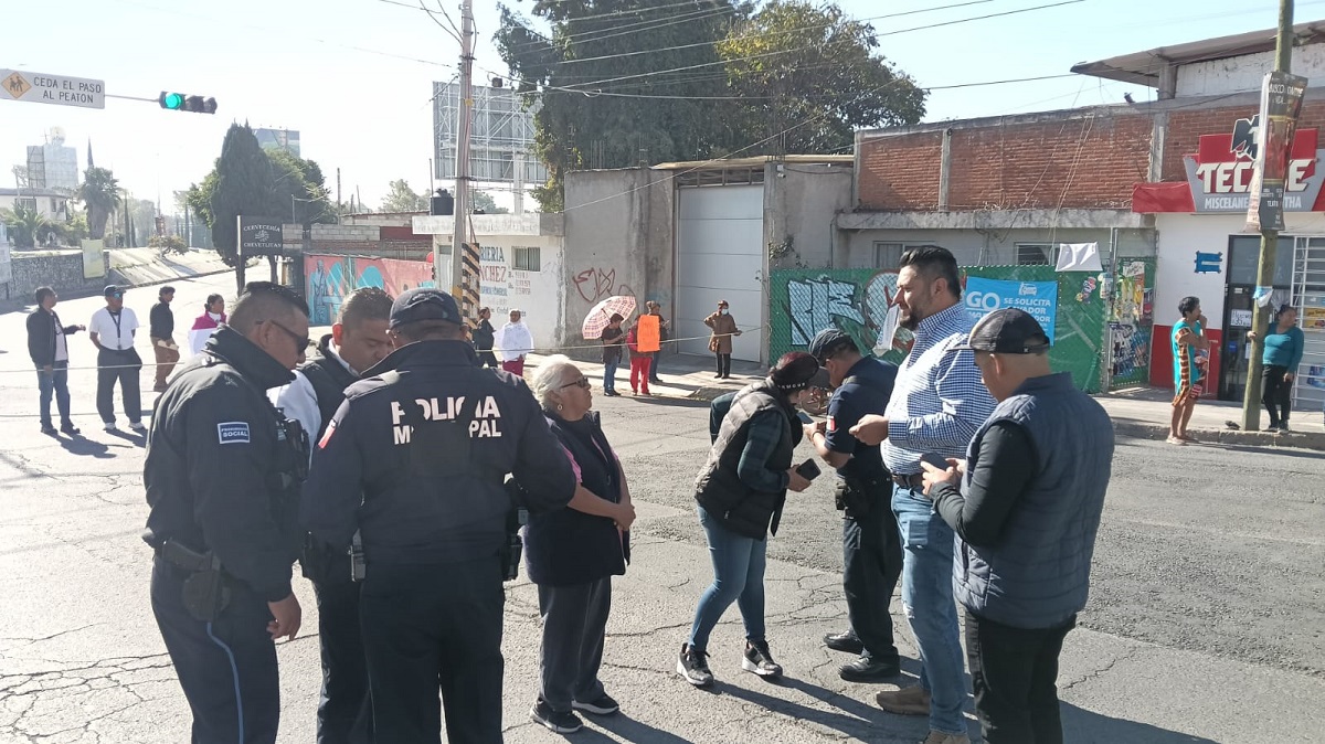 Ante la inconformidad en el servicio de agua potable en la zona, el Ayuntamiento de San Andrés Cholula acompaña a habitantes de Concepción Guadalupe en busca de soluciones