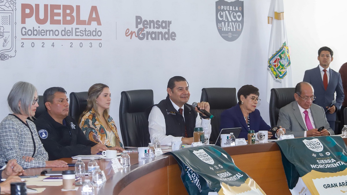 Cero tolerancia a transporte irregular, gobierno estatal pone orden y protege a familias