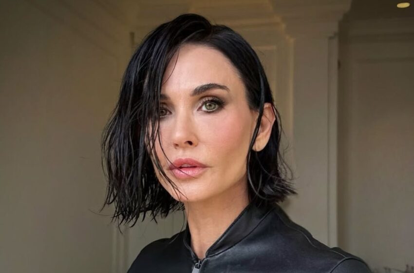  Demi Moore impacta en Milán con look de cuero y corte bob rejuvenecedor
