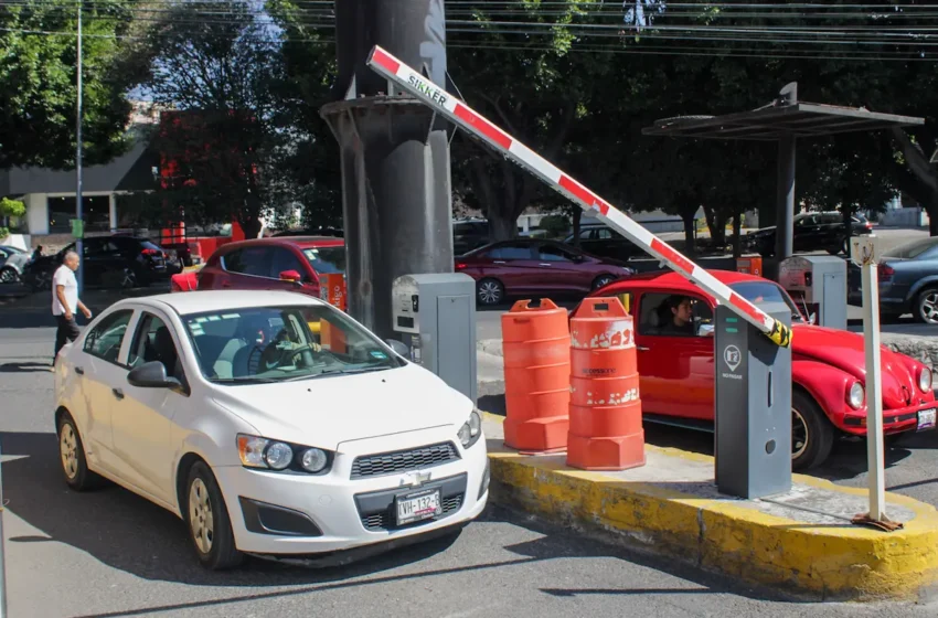  Dueños de estacionamientos en Puebla analizan ampliar tolerancia y ajustar tarifas tras iniciativas del Verde