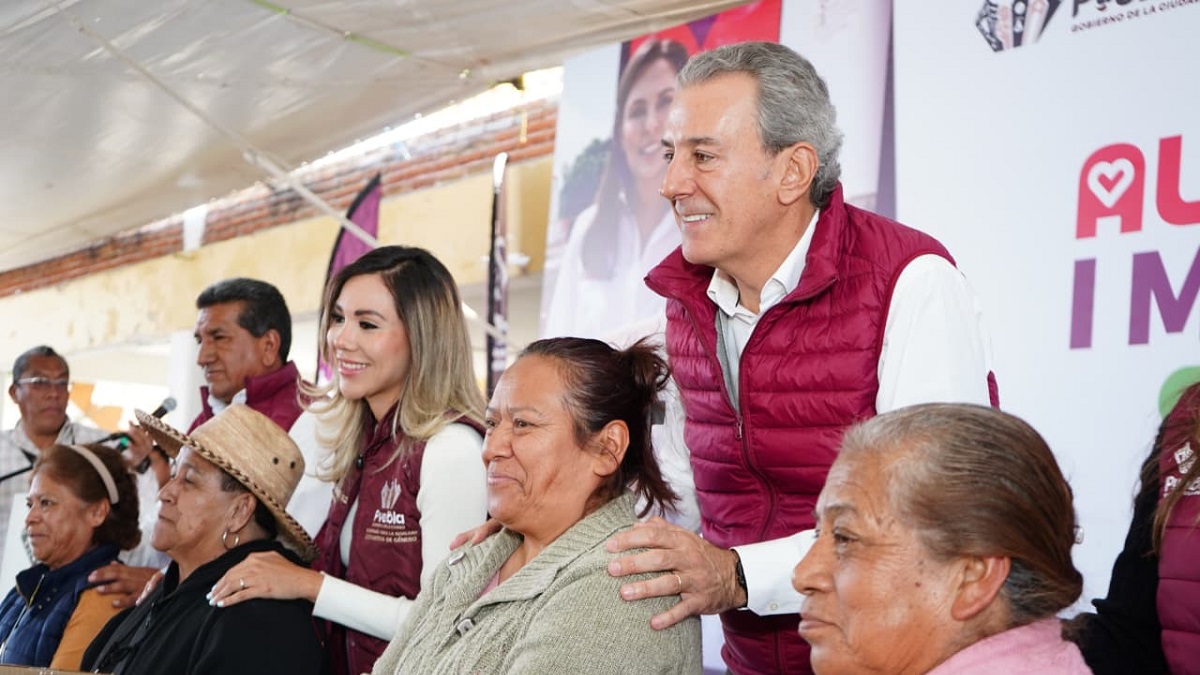 Entrega Pepe Chedraui despensas para garantizar alimentación digna en la capital
