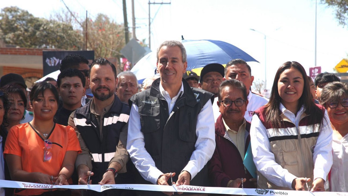 Entrega Pepe Chedraui obras viales en la Junta Auxiliar Ignacio Romero Vargas
