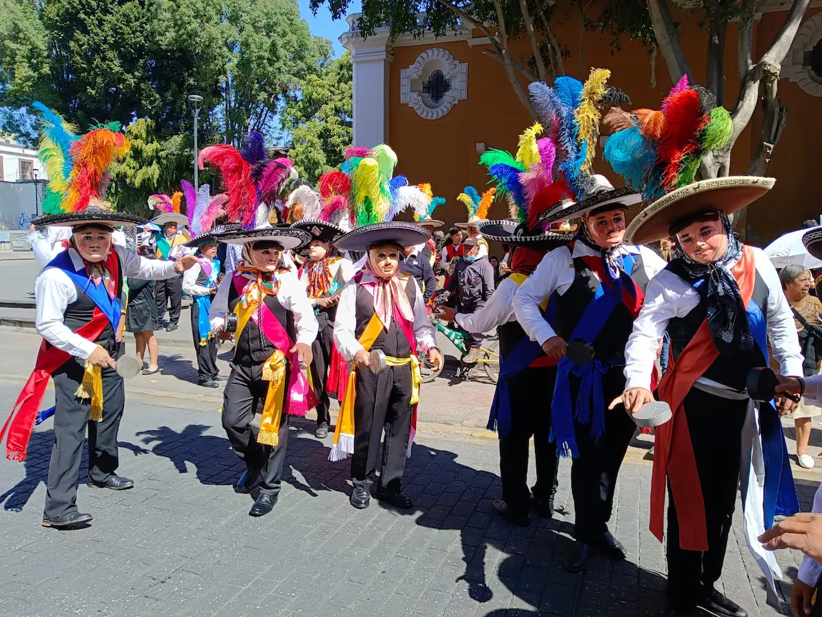 Festival de Huehues: reúne tradición, música y danza en el corazón de Puebla