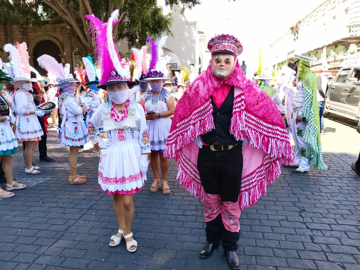 Festival de Huehues: reúne tradición, música y danza en el corazón de Puebla