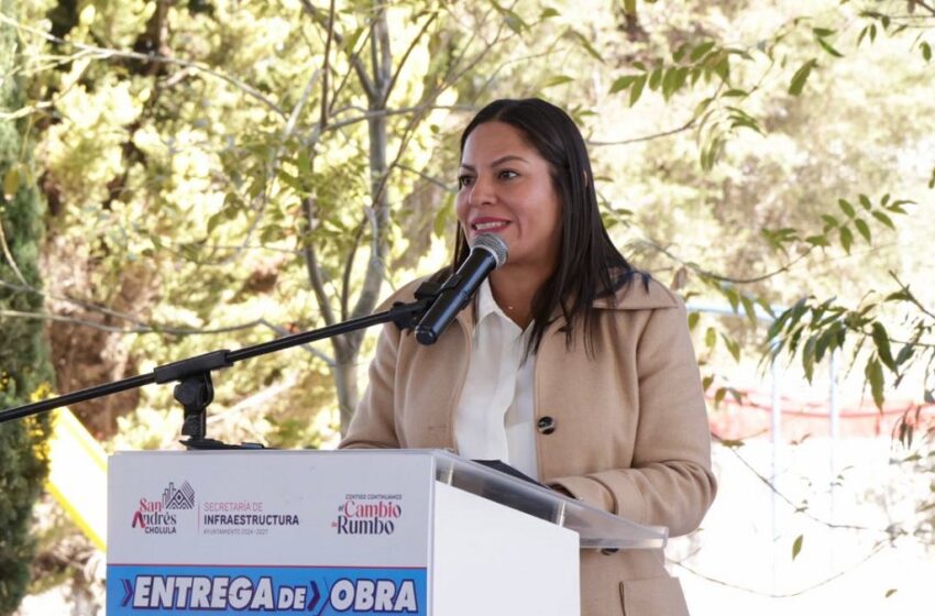  Lupita Cuautle sigue entregando obras de calidad para el desarrollo educativo en San Andrés Cholula