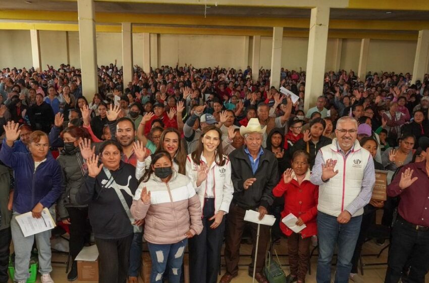  MariElise Budib brinda apoyos alimentarios a familias de San Francisco Totimehuacan