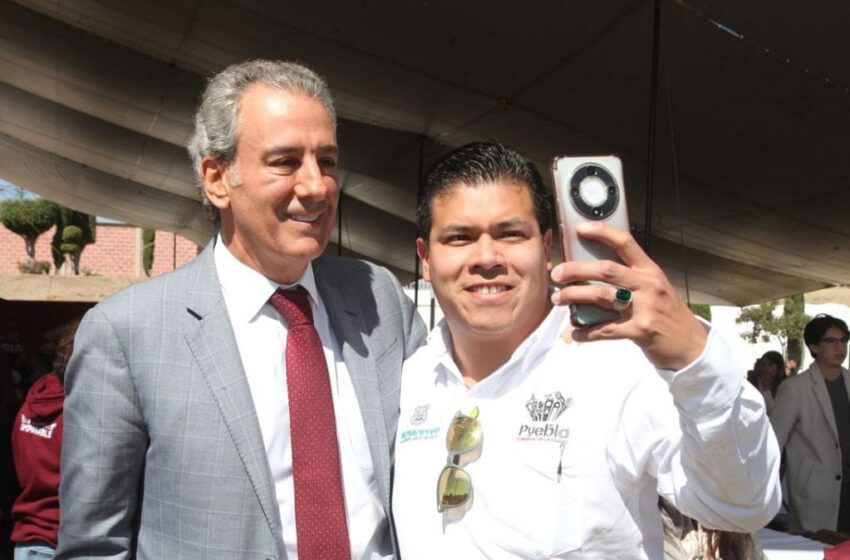  Pepe Chedraui fortalece tradiciones mexicanas con personal del Gobierno de la Ciudad