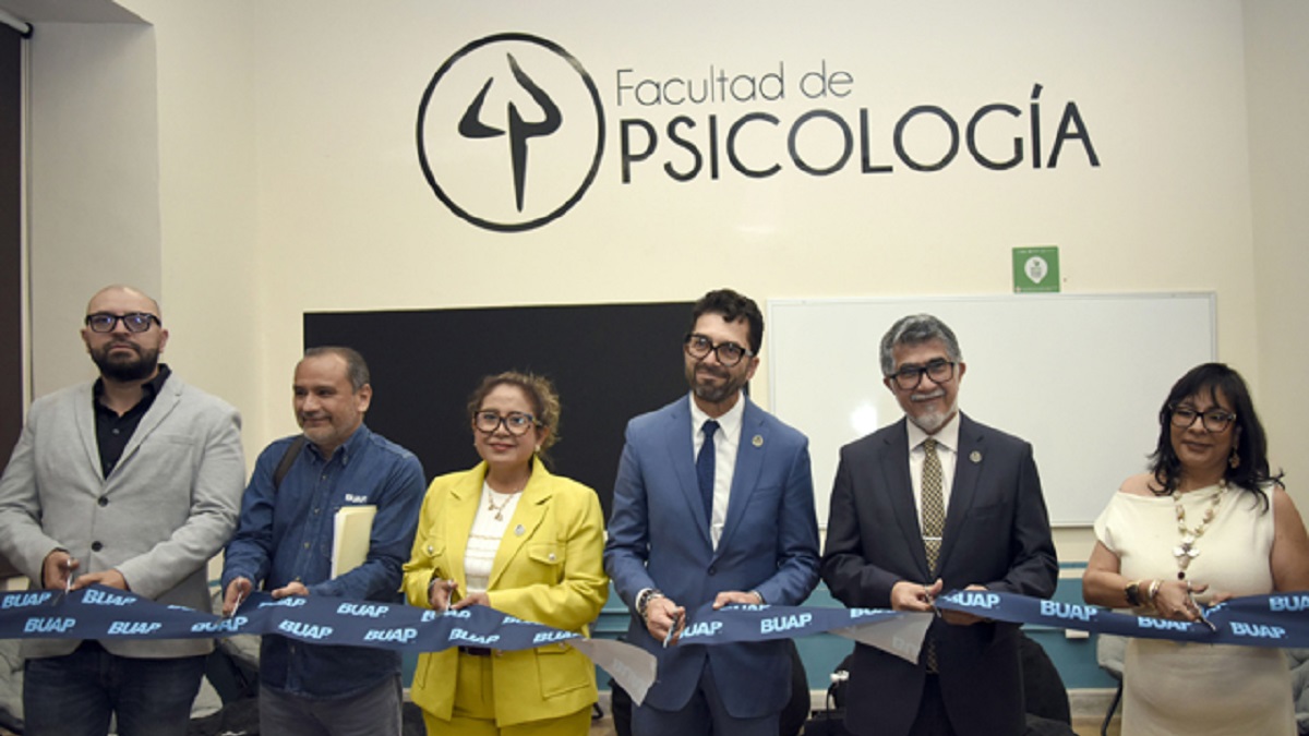 Rinde informe de labores director de la Facultad de Psicología de la BUAP