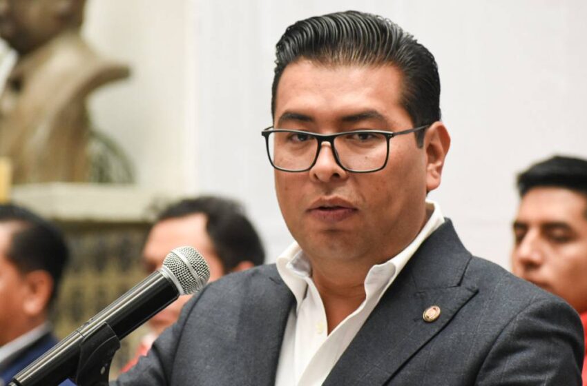  Senador Néstor Camarillo señalado por vínculos con El Toñín y El Bukanas