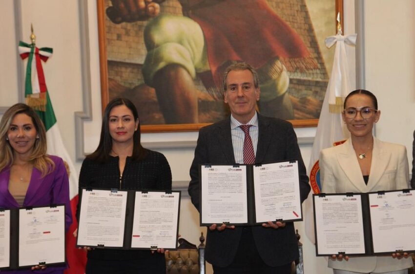  Fortalece Pepe Chedraui coordinación institucional con firma de convenio con IEE
