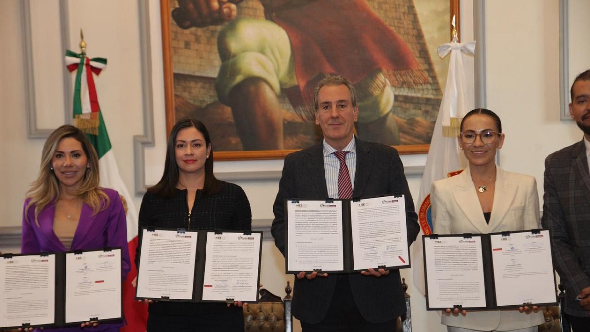 Fortalece Pepe Chedraui coordinación institucional con firma de convenio con IEE