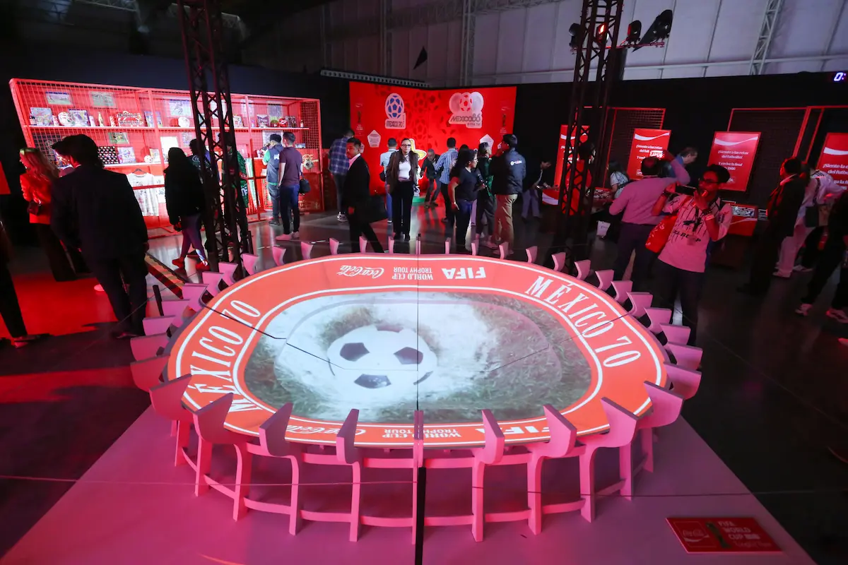 Puebla recibe el Trofeo de la Copa del Mundo 2026