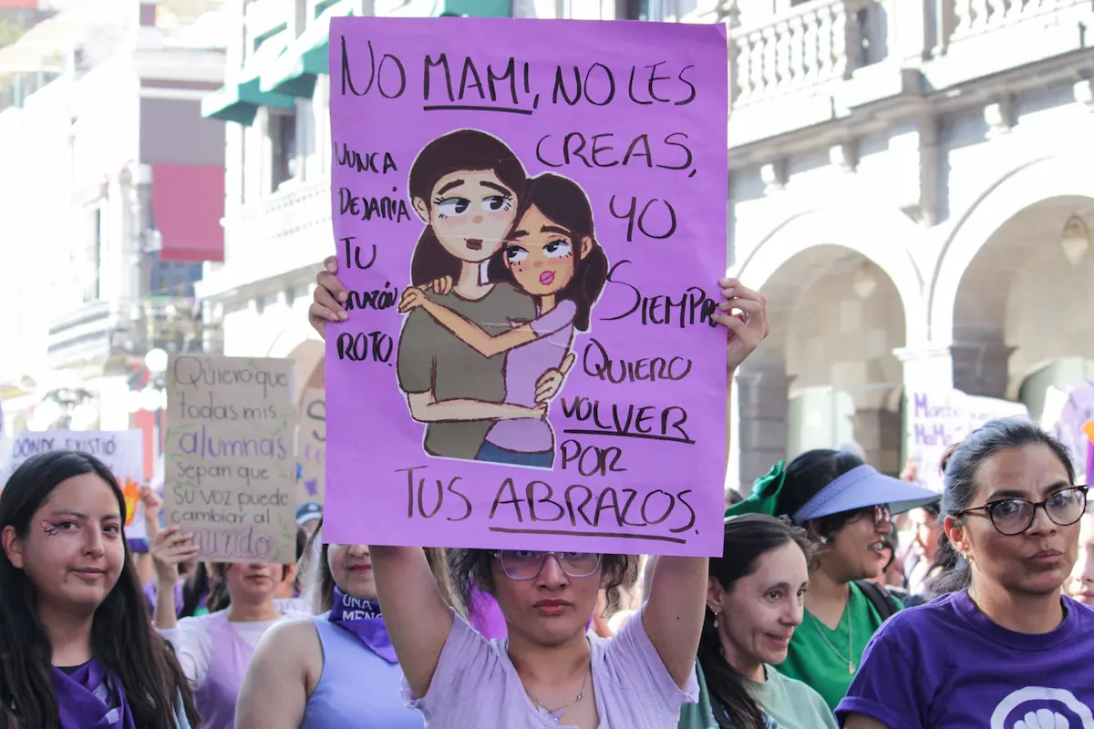 ¿Asistirás a la marcha del 8M en Puebla? Esto debes traer en tu mochila