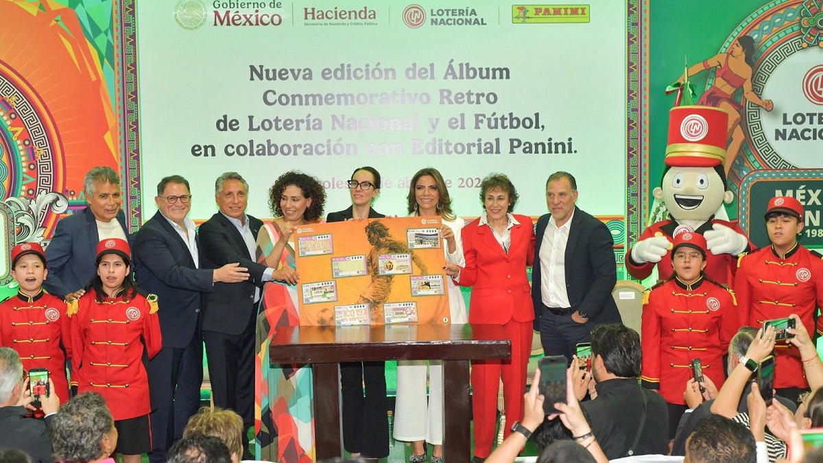 Como parte del mundial social, Lotería Nacional y Panini lanzan nueva edición gratuita del Álbum Retro de Fútbol que colecciona la memoria de México