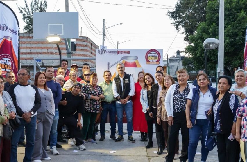  Con esta estrategia del alcalde Pepe Chedraui se logró la cobertura del 100 por ciento con tecnología LED en un universo de 300 luminarias en la colonia