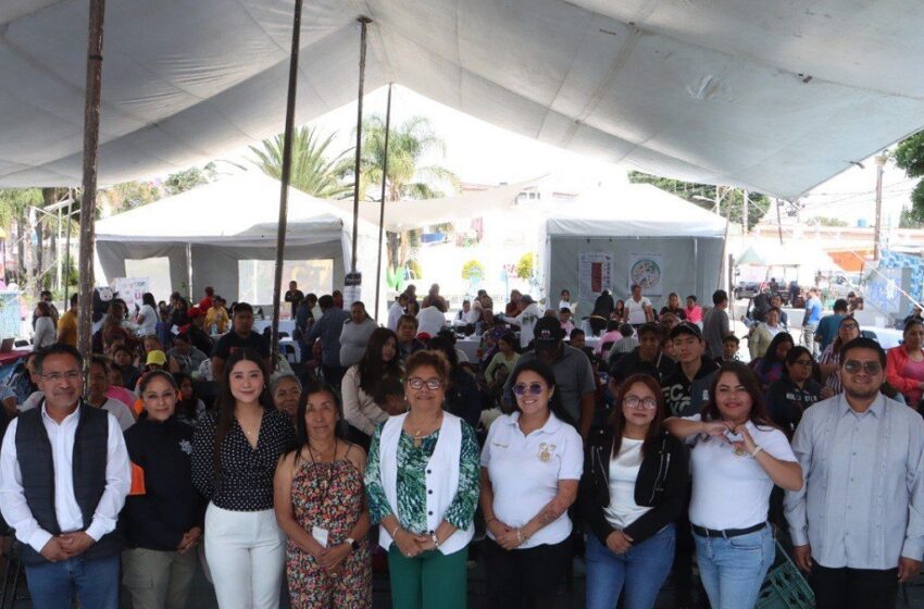  DIF Cuautlancingo acerca servicios integrales a familias de Sanctorum