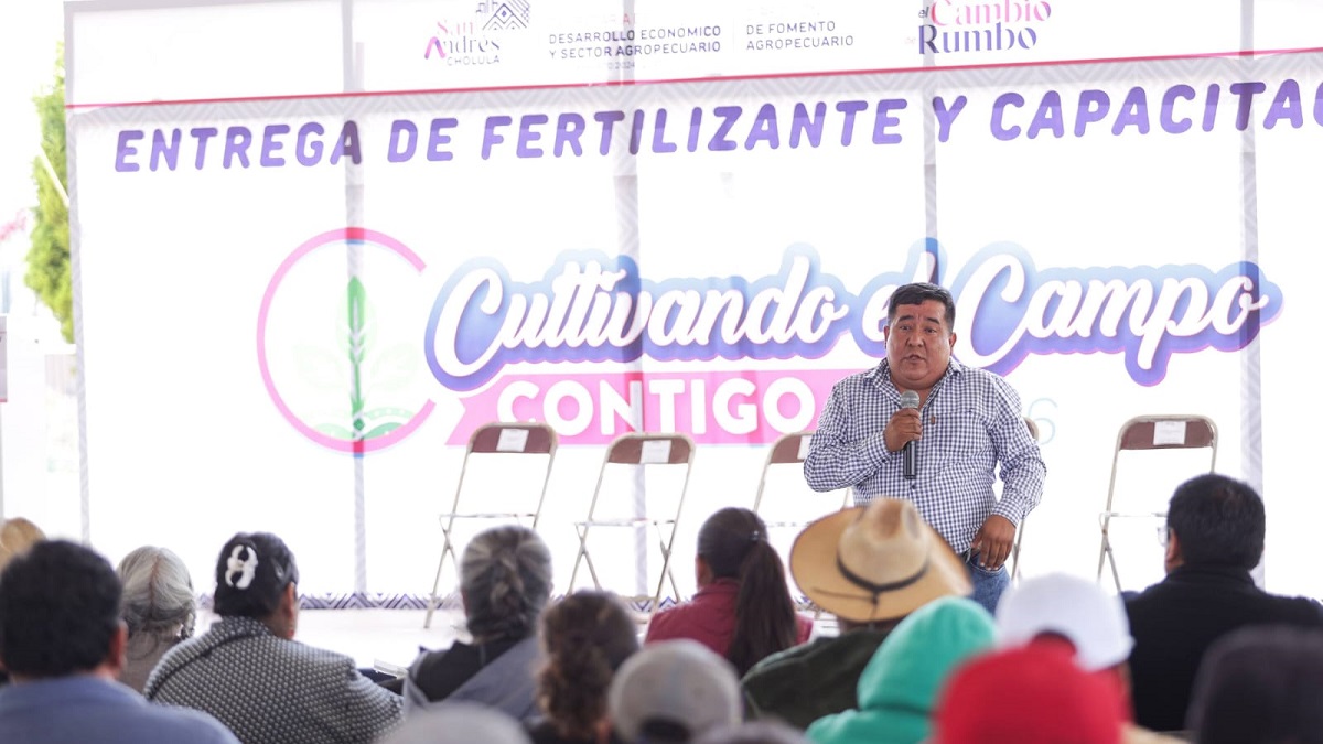 Inicia distribución de fertilizantes a familias agricultoras en San Andrés Cholula