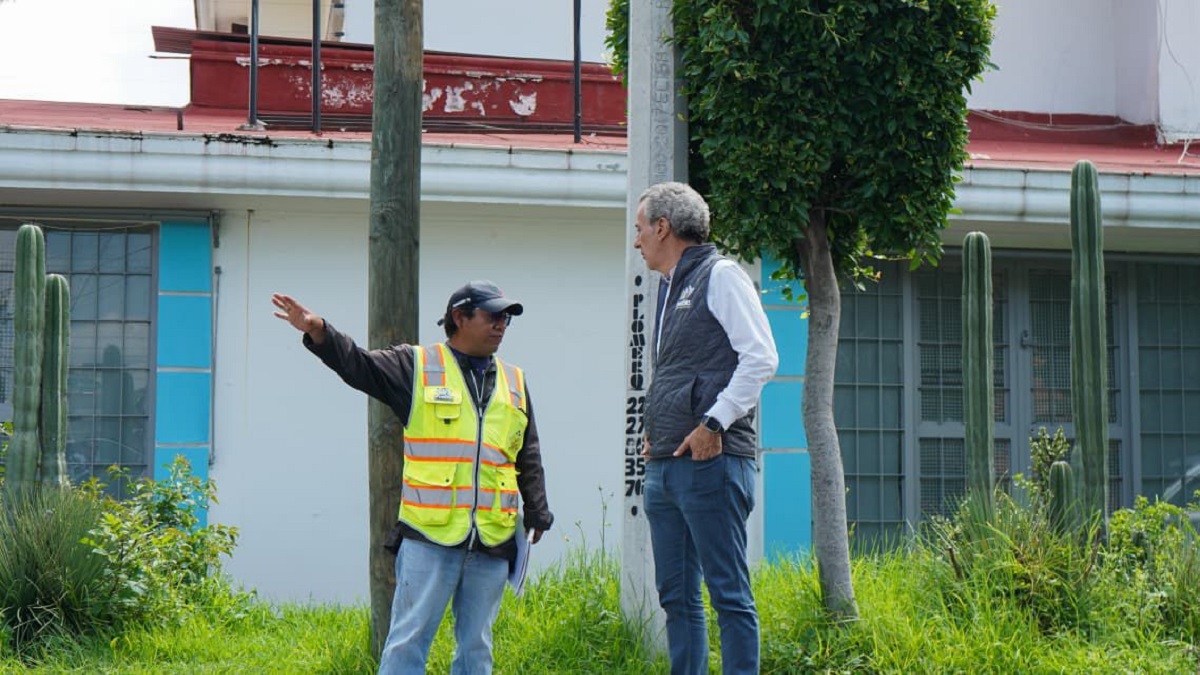 Intensifica Gobierno de Pepe Chedraui trabajos de bacheo en el Barrio El Refugio