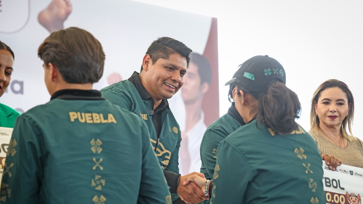 Omar Muñoz desea éxito a la Delegación CONADE 2026