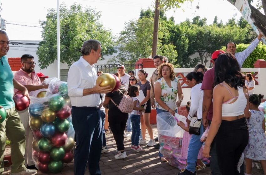  Pepe Chedraui celebra a niñas y niños de San Baltazar Campeche
