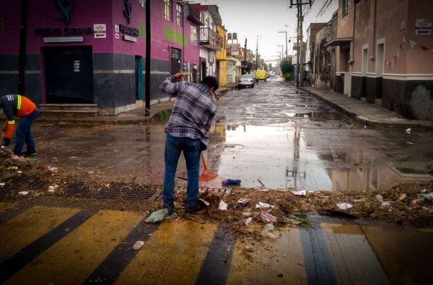  SOSAPACH atiende afectaciones por lluvias y advierte sobre impacto de la basura en el drenaje