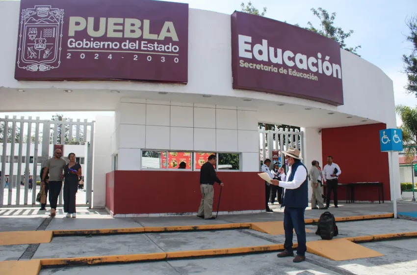  Separan a 43 funcionarios de la actual administración por plazas irregulares: Armenta