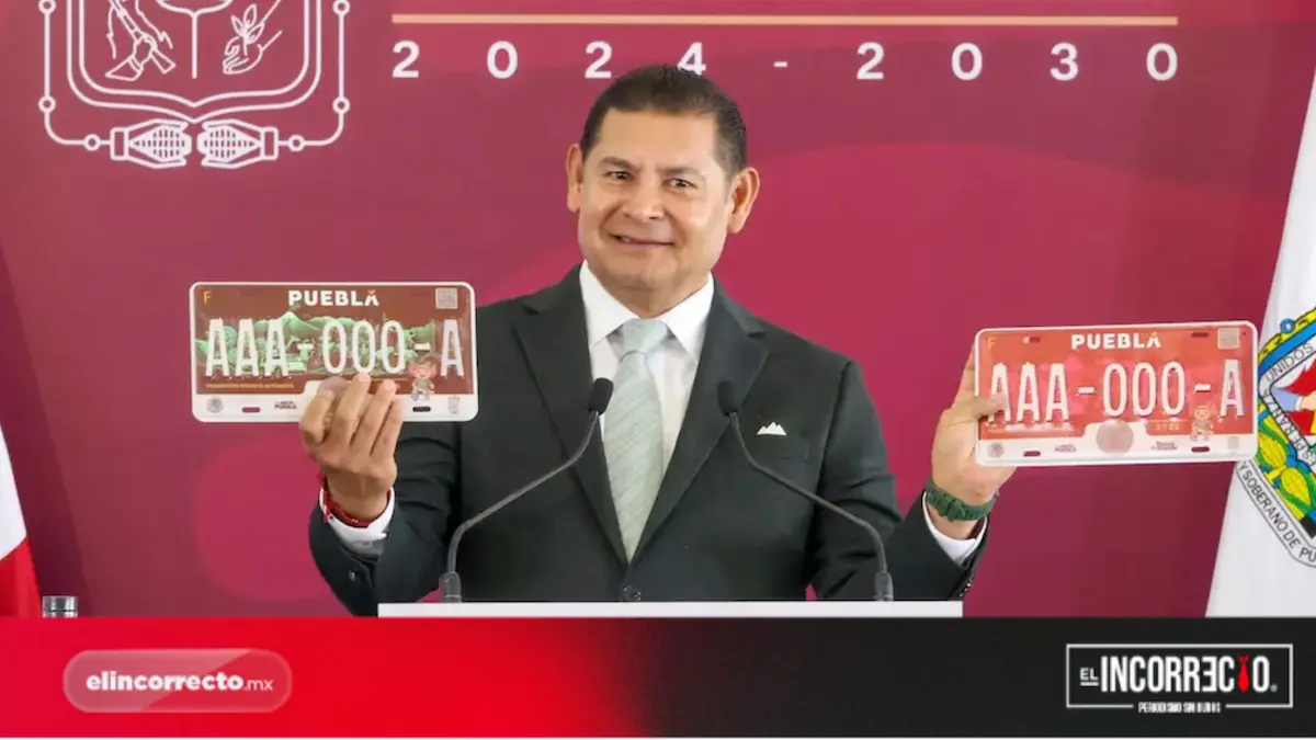 Gobierno de Puebla lanza placas conmemorativas del Mundial 2026