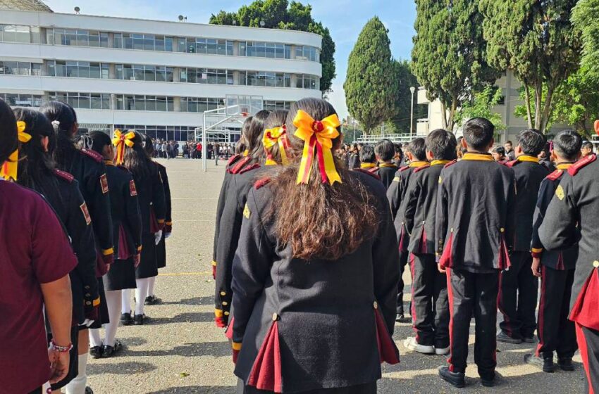  ALERTA PREVENTIVA EN ESCUELA DE PUEBLA: Protocolo de seguridad en CENHCH tras reporte de posible arma entre estudiantes