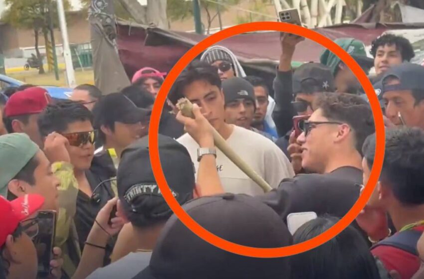  Influencer convoca a fumar porro gigante frente a Fiscalía de Puebla