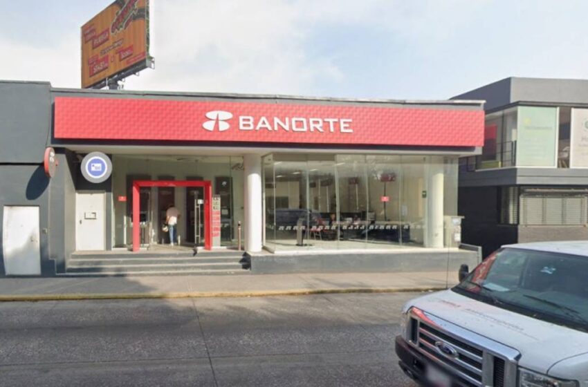  Roban más de 300 mil pesos a cuentahabiente en asalto cerca de Fiscalía de Puebla