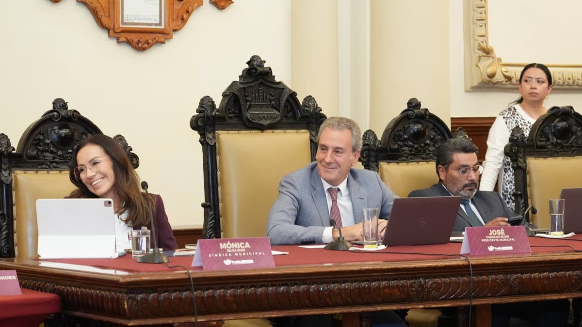 Aprueba Cabildo solicitudes de pensión y jubilación de personas trabajadoras del Ayuntamiento de Puebla