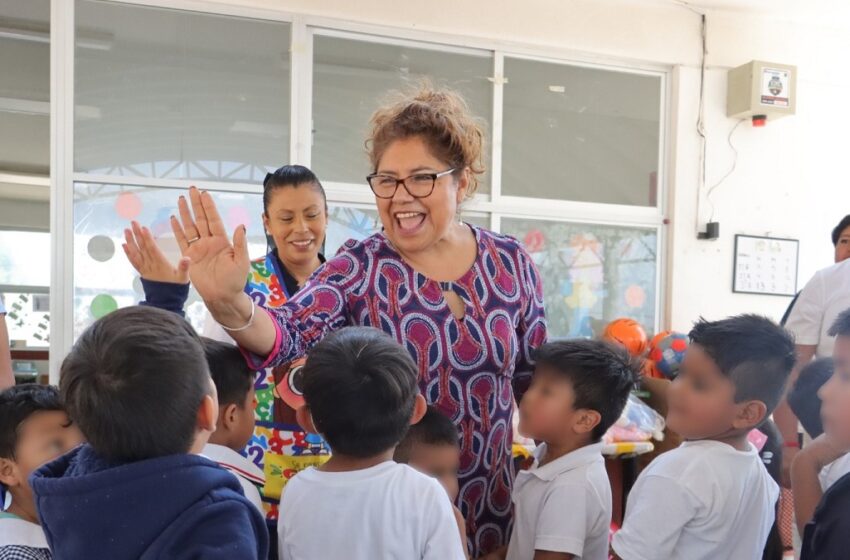  DIF Cuautlancingo lleva alegría a niñas y niños del municipio por el Día de la Niñez