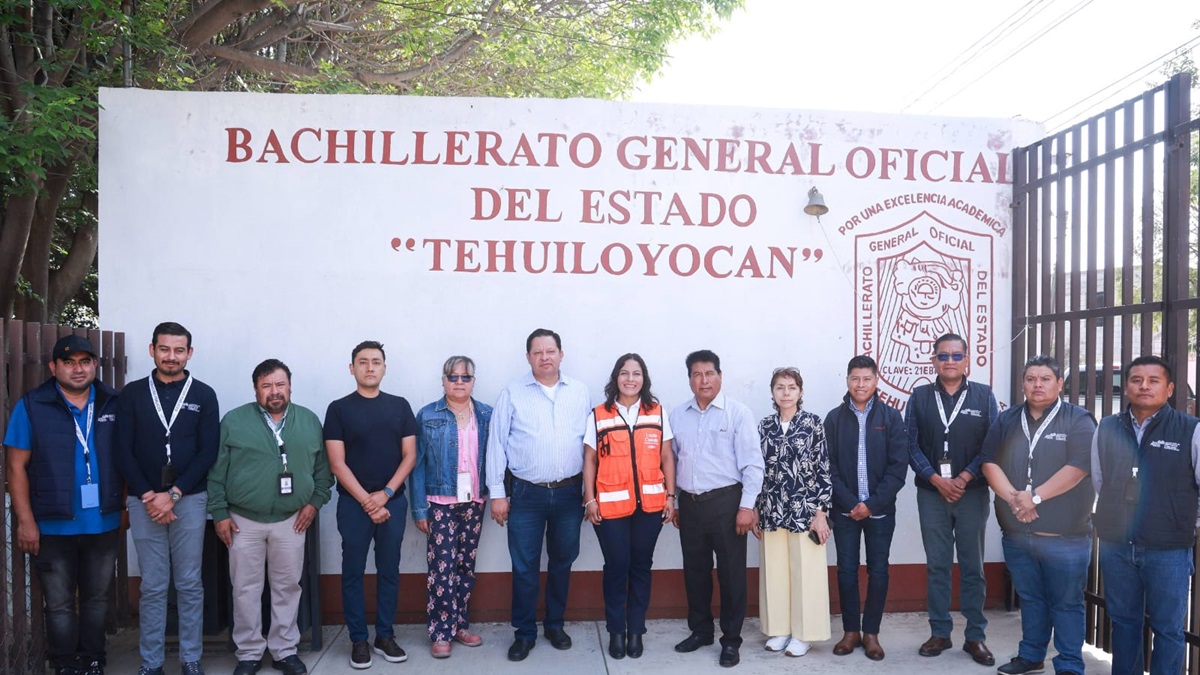 Lupita Cuautle lleva programa de reciclaje a secundarias y bachilleratos de San Andrés Cholula