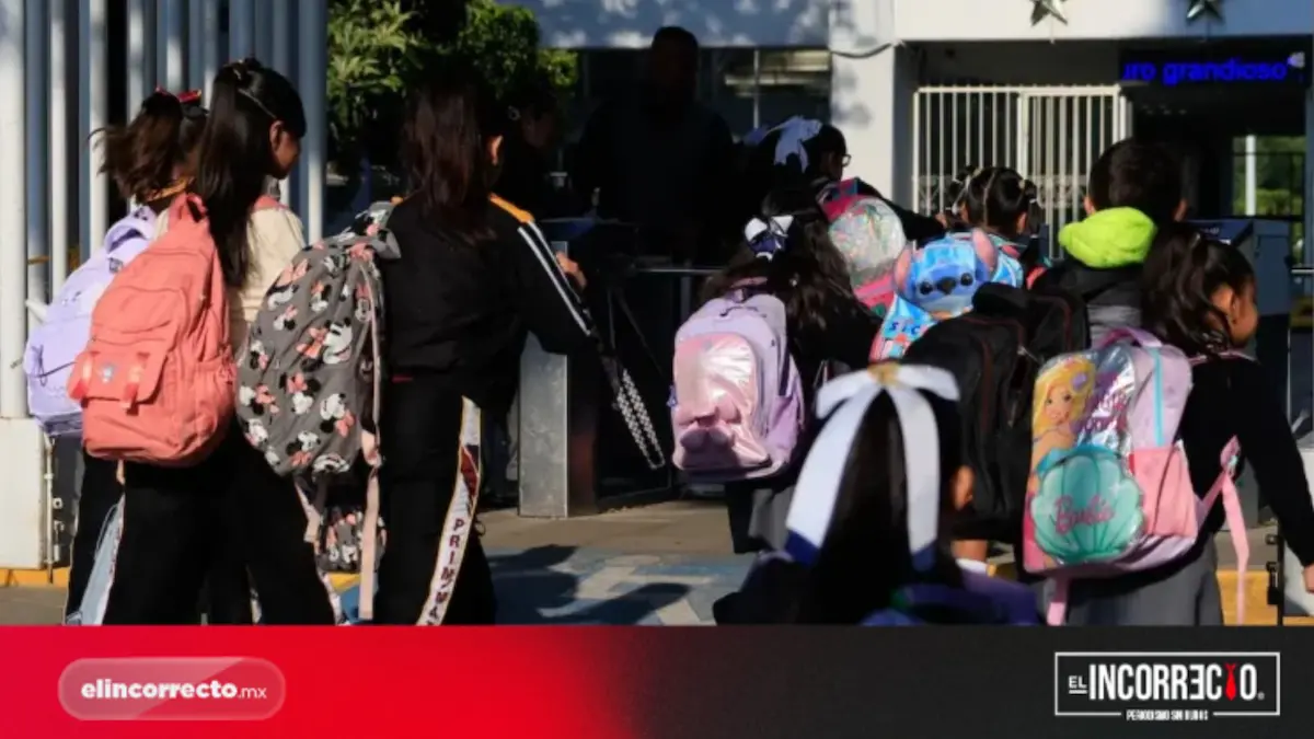 Padres y maestros cuestionan posible recorte al ciclo escolar en México