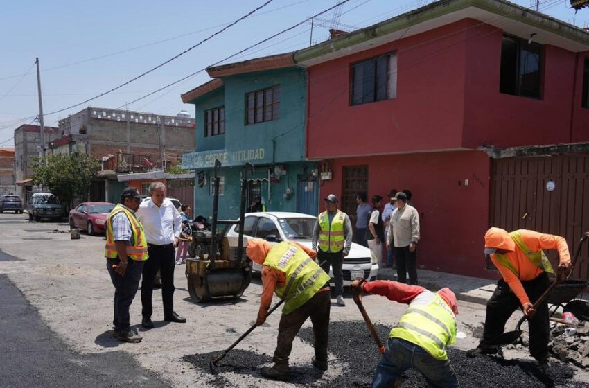  Pepe Chedraui brinda atención a vialidades en la capital poblana con programa “BacheAndo”